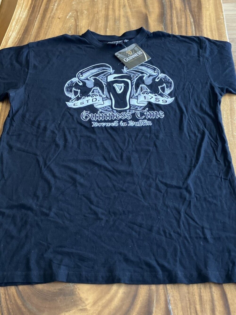 Guinness Time T-Shirt Men's Size LARGE Brewed In Dublin